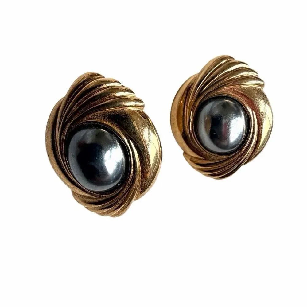 Vintage Gold Tone Earrings Gray Cabochon